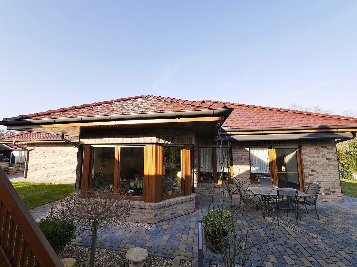Foto Neuwertige Bungalow DHH