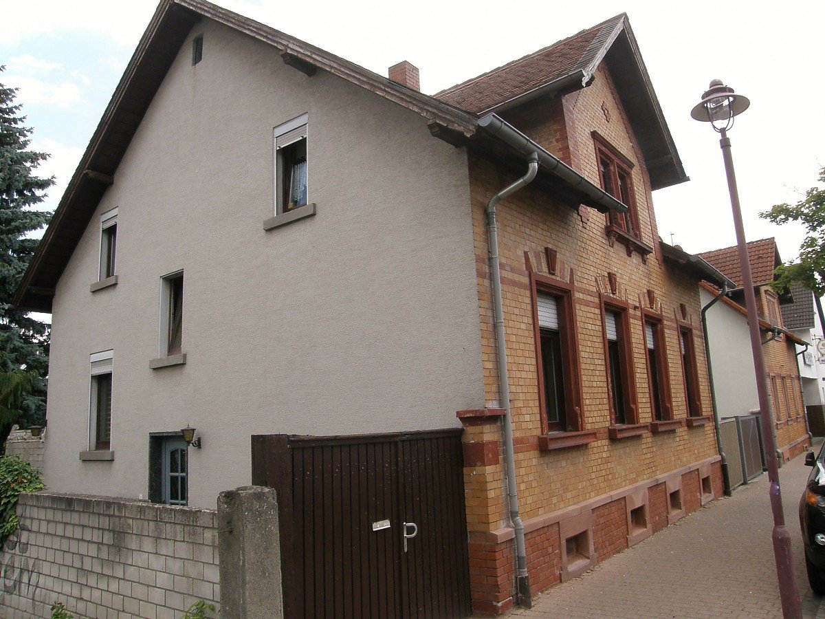 Foto Zweifamilienhaus in Roßdorf
