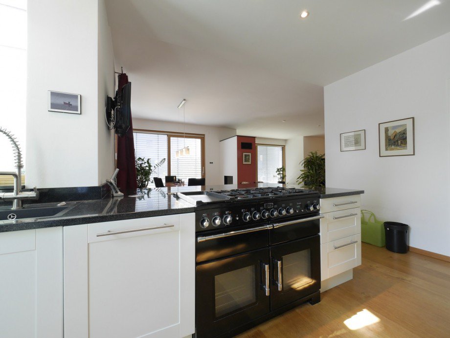 Blick aus der K�che Zweifamilienhaus Darmstadt