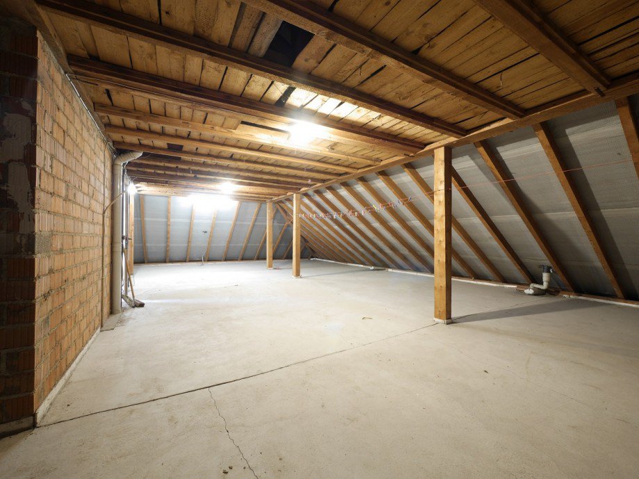 Speicher u. Wohnraumreserve Haus Ro�dorf