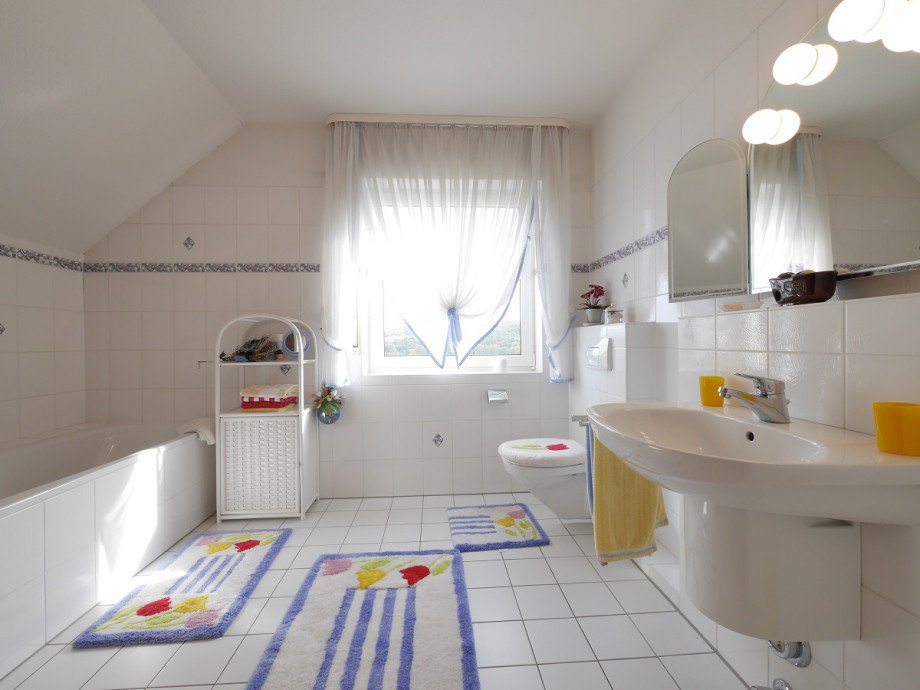 Bad DG Zweifamilienhaus Ober-Ramstadt