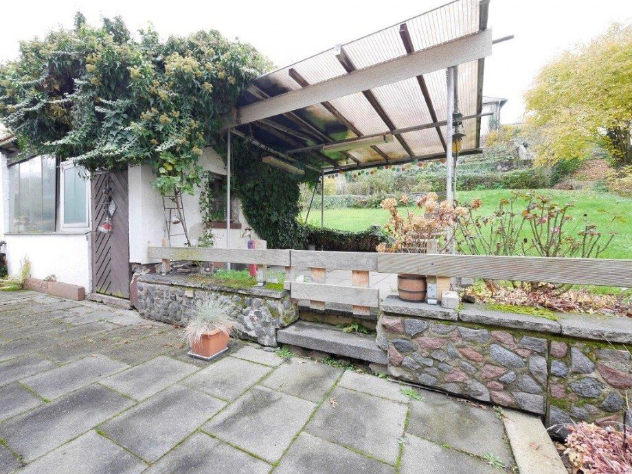 Hof mit Terrasse Einfamilienhaus Gro�-Bieberau