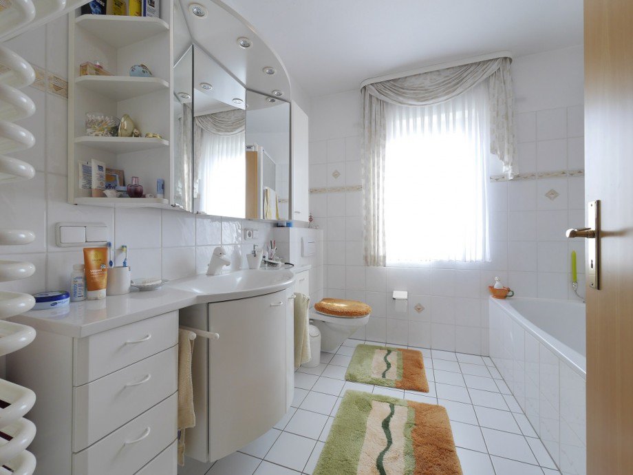 Bad EG Zweifamilienhaus Ober-Ramstadt